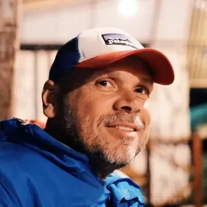Fred Ayres